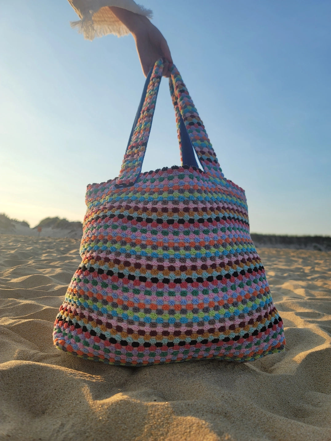 The Shakka Tote on the beach